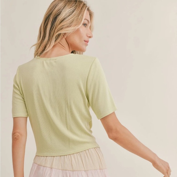 NEW Sadie & Sage- Ruched Top - Picture 7 of 8